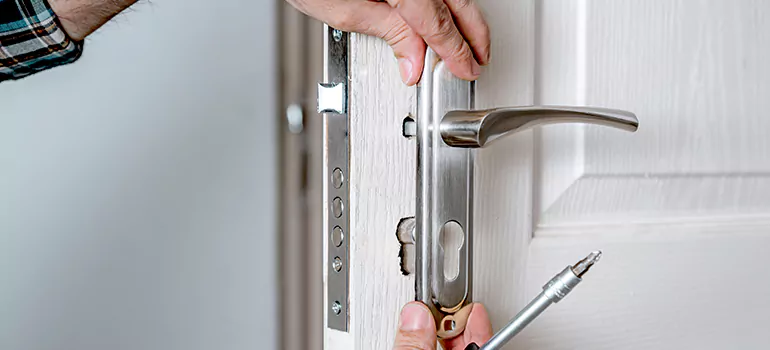 Front Door Knob Repair in Leesburg, FL